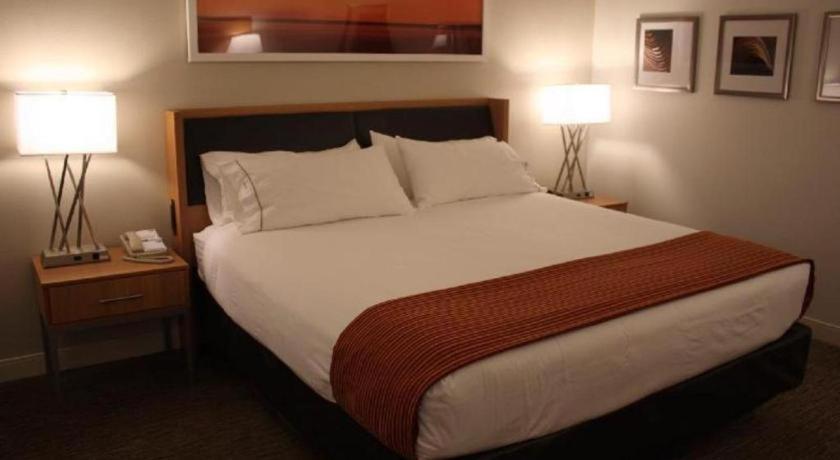 Holiday Inn Express Munising-Lakeview Hotel By Ihg 外观 照片