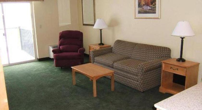 Holiday Inn Express Munising-Lakeview Hotel By Ihg 外观 照片