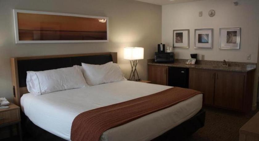 Holiday Inn Express Munising-Lakeview Hotel By Ihg 外观 照片